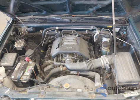 1999 Isuzu Rodeo Ls/Lse/S from USA, damaged, VIN 4S2CM58W3X4300288